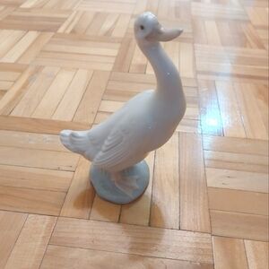 NAO optimistic duck porcelain figure